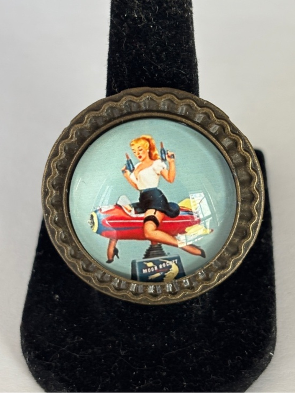 25mm Retro Pinup Rocket Ride Glass Dome Adjustable Ring, NWT